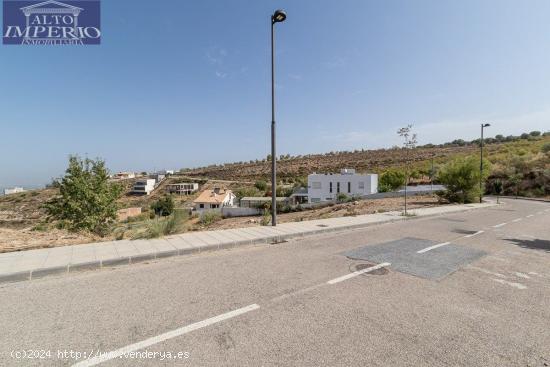 Parcela en los Altos de La Zubia - GRANADA