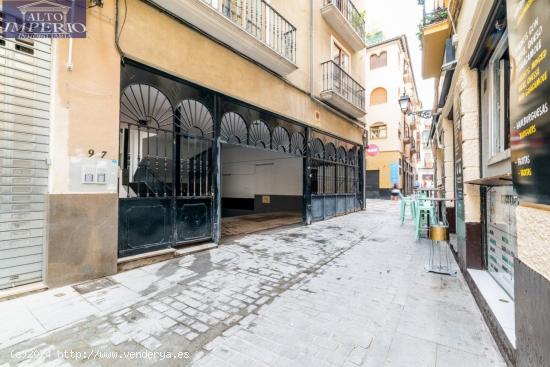 Estupenda plaza de Garaje en el centro de Granada! - GRANADA