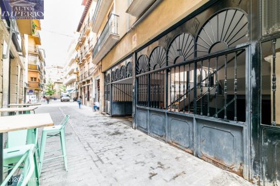 Estupenda plaza de Garaje en el centro de Granada! - GRANADA