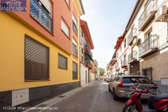  Local comercial zona Zaidin - GRANADA 