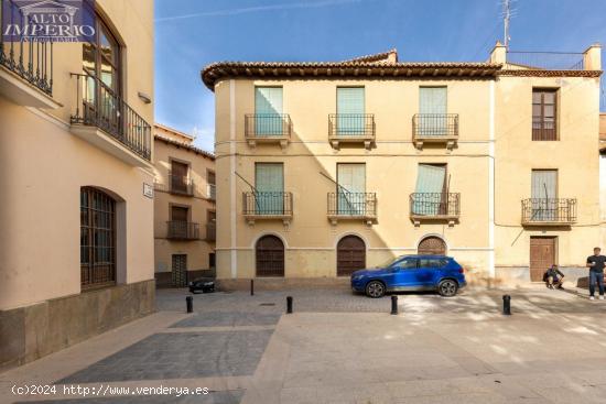 EDIFICIO EN VENTA EN EL CORAZON DE GUADIX - GRANADA