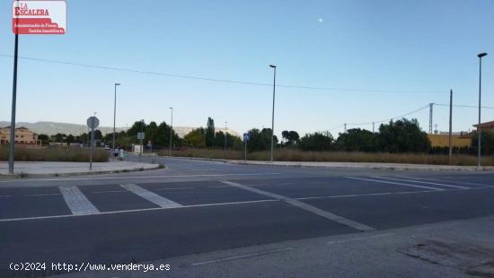 SUELO URBANIZADO EN CASTALLA. ZONA LLAURIA. - ALICANTE