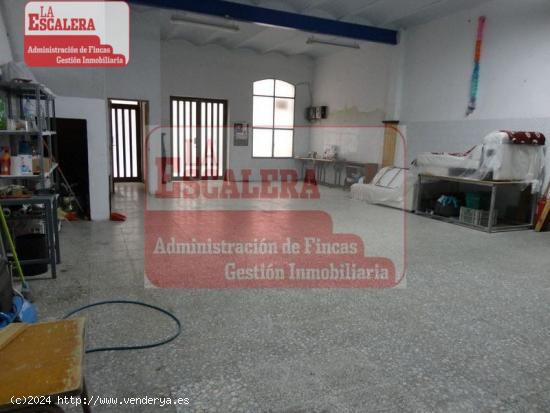 INMUEBLE EN CASTALLA, POSIBILIDAD DE SACAR 2 VIVIENDAS. - ALICANTE