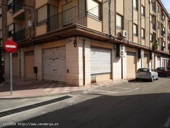 Se alquila magnifico local comercial 525 m2. - ALICANTE