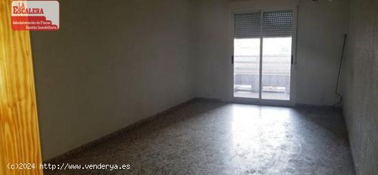 Se vende magnifico piso en AV MADRID, PETRER - ALICANTE