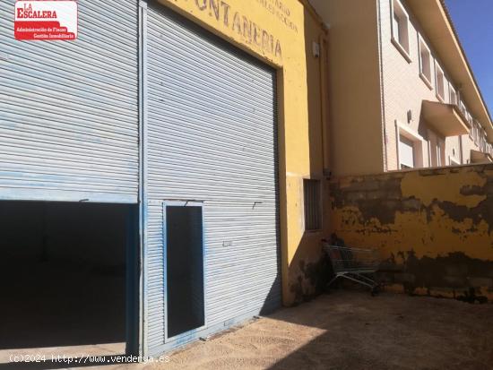 Se alquila o vende magnifica nave industrial en conjunto con local, IBI - ALICANTE