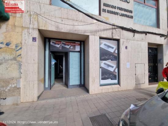 Se vende magnifico local a pie de calle 296 m2, AV Aguilera - ALICANTE