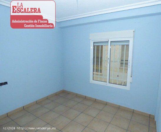 Piso con ascensor, 104m2, 3 dormitorios - ALICANTE