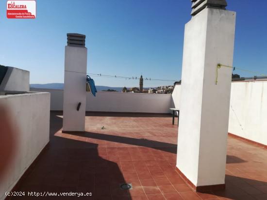 Magnifico ático dúplex con vistas espectaculares - ALICANTE