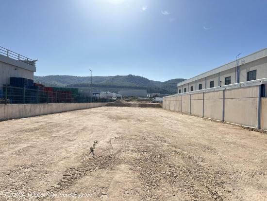 SUELO INDUSTRIAL EN EL PEAN SALE A LA VENTA¡¡¡ - MALAGA