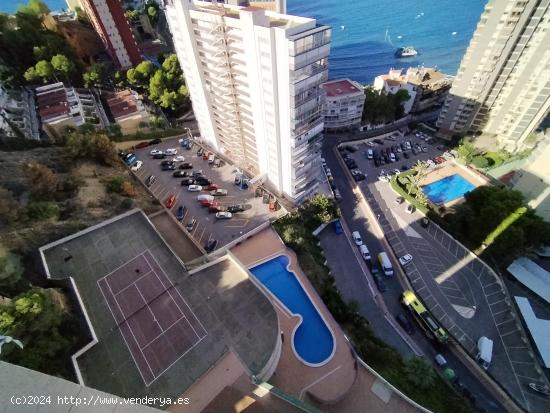 Apartaqmento en zona de Levante. Con 1 dormitorio y 1 baño. Vistas al mar. Reformado. - ALICANTE