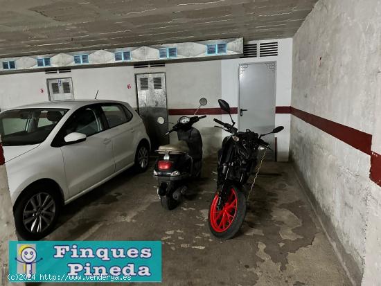 Plaza de parking con trastero en Pineda de Mar - BARCELONA