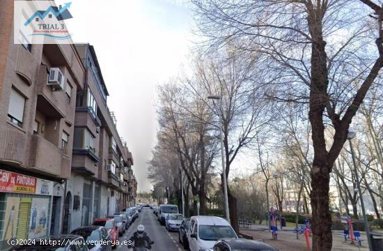 Venta local comercial en Leganés (Madrid) - MADRID