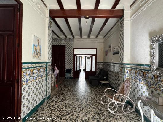 ALG707 - CASA EN LA CALLE ALBERTO TORTAJADA DE ALGEMESÍ - VALENCIA