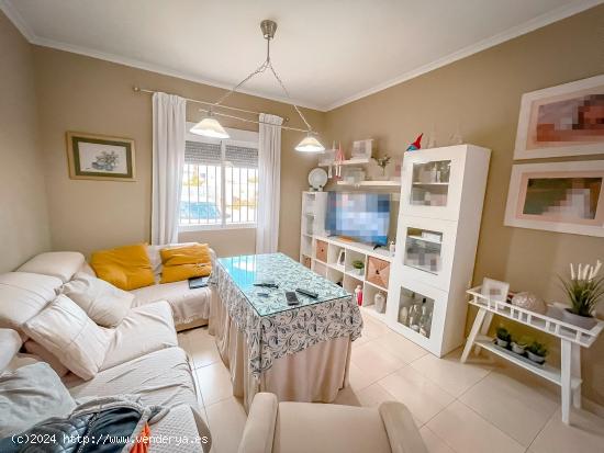 ¡¡FANTASTICA CASA CON TERRENO EN LA GOLONDRINA, NO HIPOTECABLE !! - CORDOBA