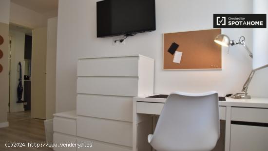 Habitaciones en alquiler en el apartamento de 5 dormitorios en Burjassot - VALENCIA