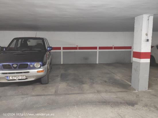 PLAZA DE GARAJE CON FACIL ACCESO EN EDIFICIO DE RECIENTE CONSTRUCCION - ALBACETE