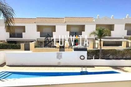 Chalet adosado en Oasis Fañabé cuatro dormitorios - SANTA CRUZ DE TENERIFE