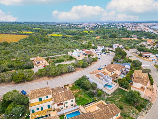 Solar Urbano con Proyecto y Licencia de Construcción Vigente en Son Bieló. - BALEARES