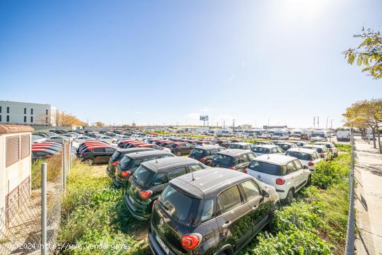 SOLAR URBANO, DESTINADO A SERVICIOS, EN URBANIZACION SON MALFERIT, POLIGONO DE LEVANTE. ( PALMA ) - 