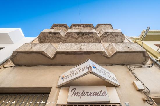 Edificio con Amplio Potencial de Reforma - Inversores o Empresas - ALICANTE