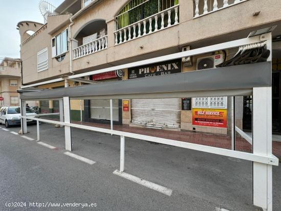  SE VENDE BAR-RESTAURANTE EN LA CALLE DIEGO RAMIREZ PASTOR. 65 M2. PLAYA A 500 METROS. - ALICANTE 