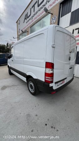 Mercedes Sprinter  209 CDI MEDIO 3.0T - Numancia de la Sagra