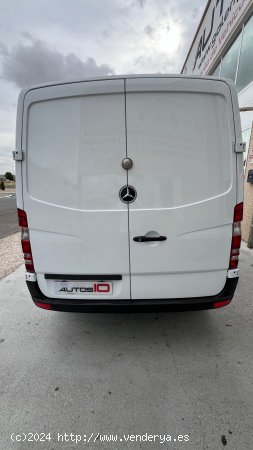 Mercedes Sprinter  209 CDI MEDIO 3.0T - Numancia de la Sagra