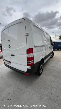 Mercedes Sprinter  209 CDI MEDIO 3.0T - Numancia de la Sagra