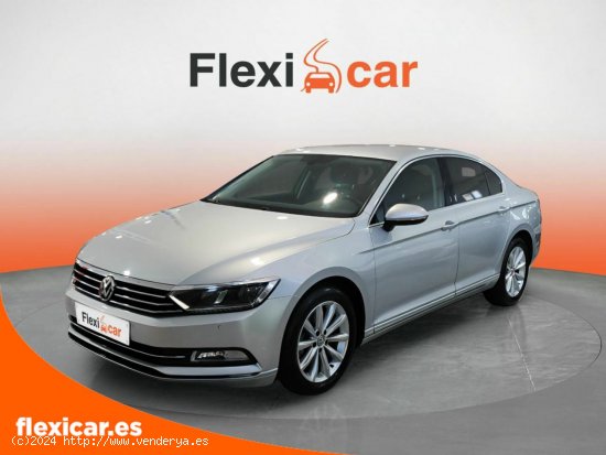 Volkswagen Passat Advance 2.0 TDI 150CV BMT DSG - Badajoz