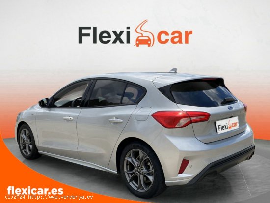 Ford Focus 1.0 Ecoboost MHEV 114kW ST-Line - Madrid