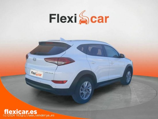 Hyundai Tucson 1.7 CRDi 115cv BlueDrive Essence 4x2 - Don Benito