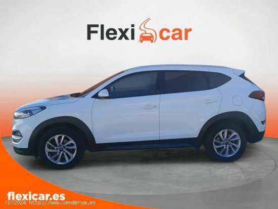 Hyundai Tucson 1.7 CRDi 115cv BlueDrive Essence 4x2 - Don Benito