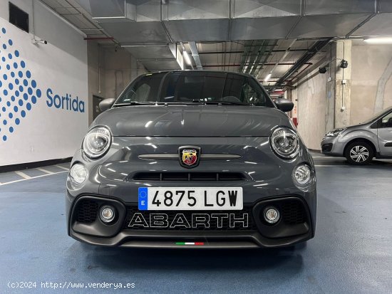 Abarth 595 Competizione 1.4 16v TJet 132kW E6D - Barcelona