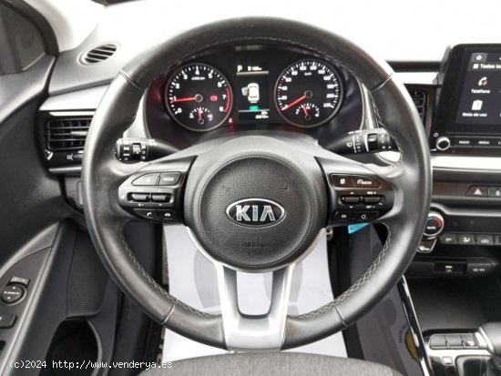 Kia Stonic 1.0 TGDI 100CV ACTIVE - Las Palmas de Gran Canaria