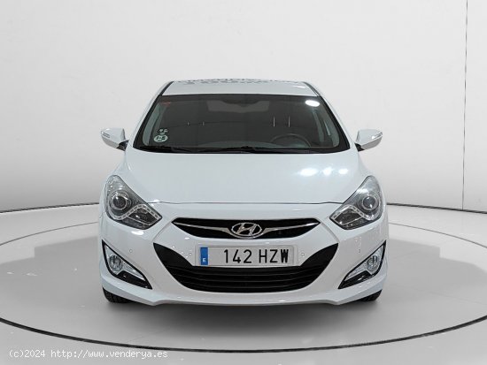 Hyundai i40 Klass Blue - Madrid