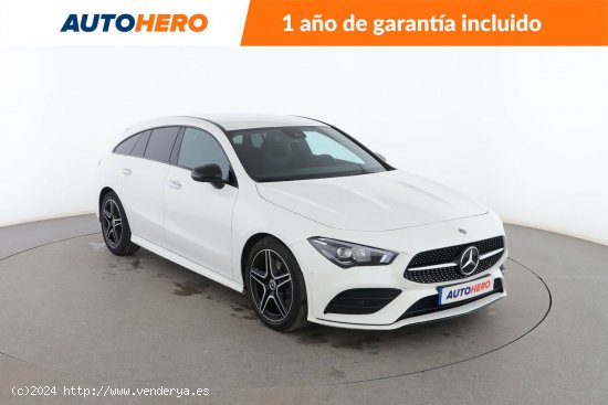 Mercedes CLA 200 Shooting Brake AMG Line - 