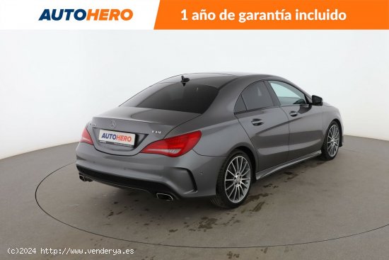 Mercedes CLA 220 d AMG Line - 