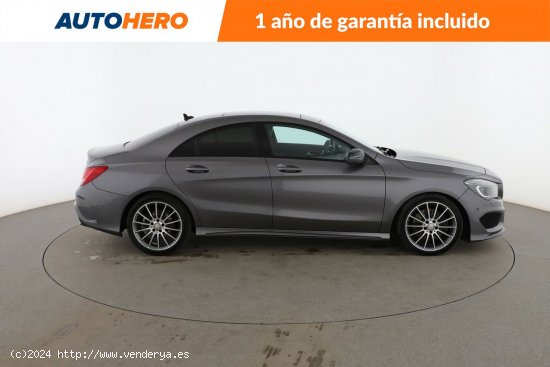 Mercedes CLA 220 d AMG Line - 