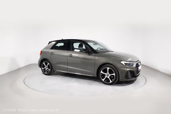 Audi A1 AUDI A1 Sportback 30 TFSI Adrenalin - 