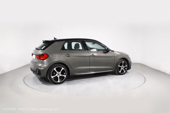 Audi A1 AUDI A1 Sportback 30 TFSI Adrenalin - 