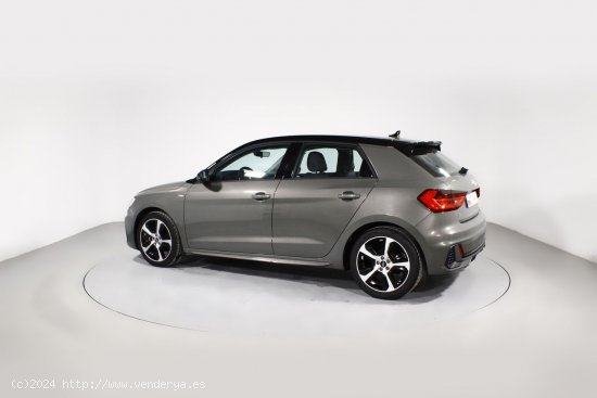 Audi A1 AUDI A1 Sportback 30 TFSI Adrenalin - 