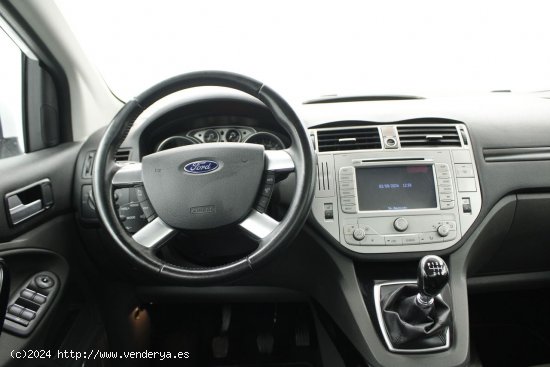 Ford Kuga 2.0 TDCI 140 TITANIUM S 4WD 5P - 