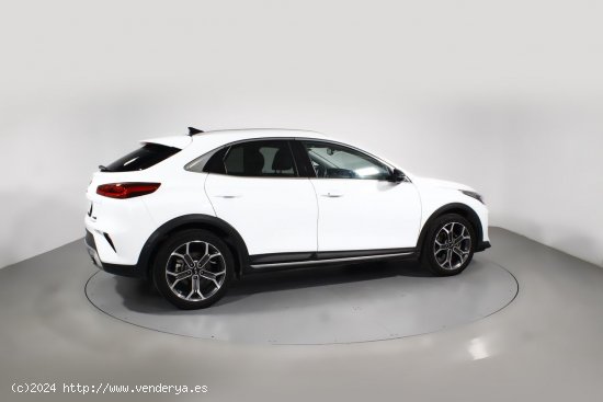 Kia XCeed 1.0 T-GDI 88KW EMOTION 5P - 