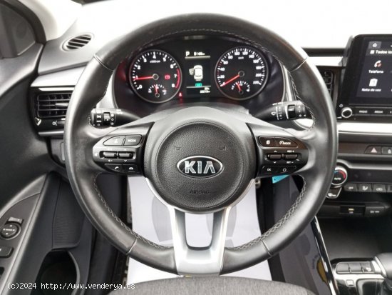 Kia Stonic 1.0 TGDI 100CV ACTIVE - Telde