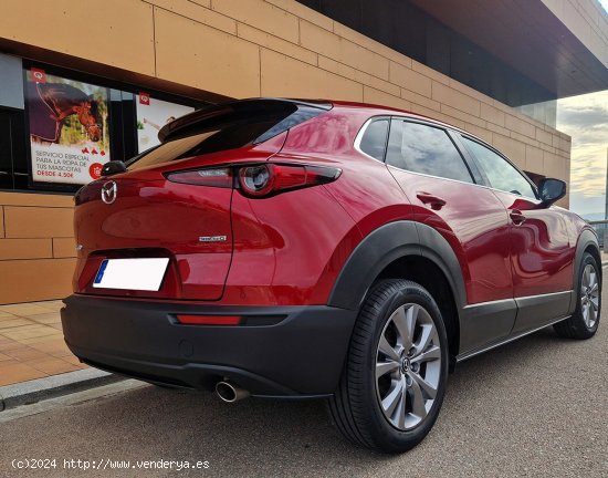 Mazda CX-30 SKYACTIV-G 2.0 122CV. ZENITH HÍBRIDO E IMPECABLE CON MUCHO EQUIPAMIENTO - Mollet