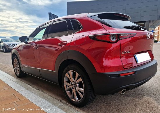 Mazda CX-30 SKYACTIV-G 2.0 122CV. ZENITH HÍBRIDO E IMPECABLE CON MUCHO EQUIPAMIENTO - Mollet