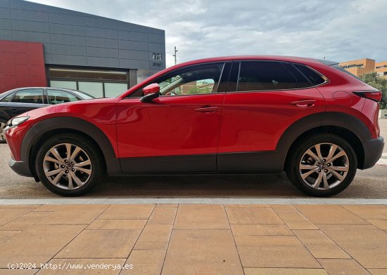 Mazda CX-30 SKYACTIV-G 2.0 122CV. ZENITH HÍBRIDO E IMPECABLE CON MUCHO EQUIPAMIENTO - Mollet