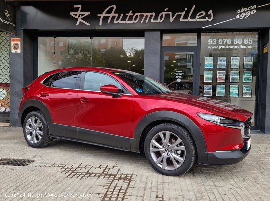 Mazda CX-30 SKYACTIV-G 2.0 122CV. ZENITH HÍBRIDO E IMPECABLE CON MUCHO EQUIPAMIENTO - Mollet