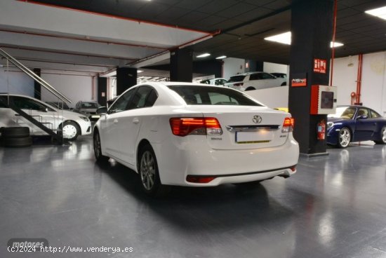 Toyota Avensis 120 D Advance 91 kW (124 CV) de 2013 con 141.000 Km por 8.800 EUR. en Madrid